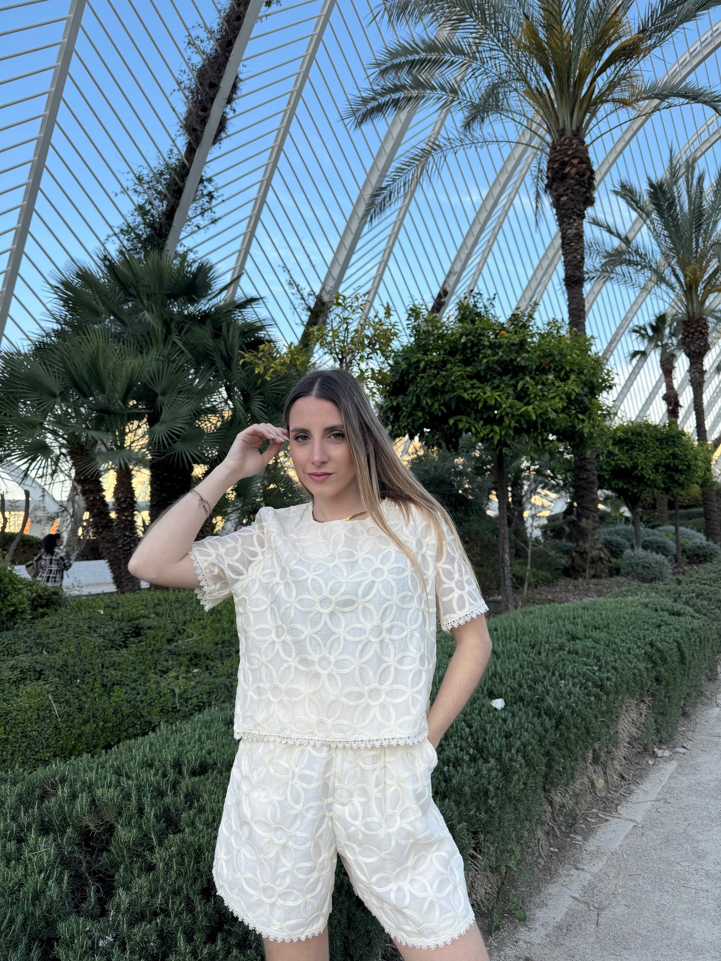 Short Ana María