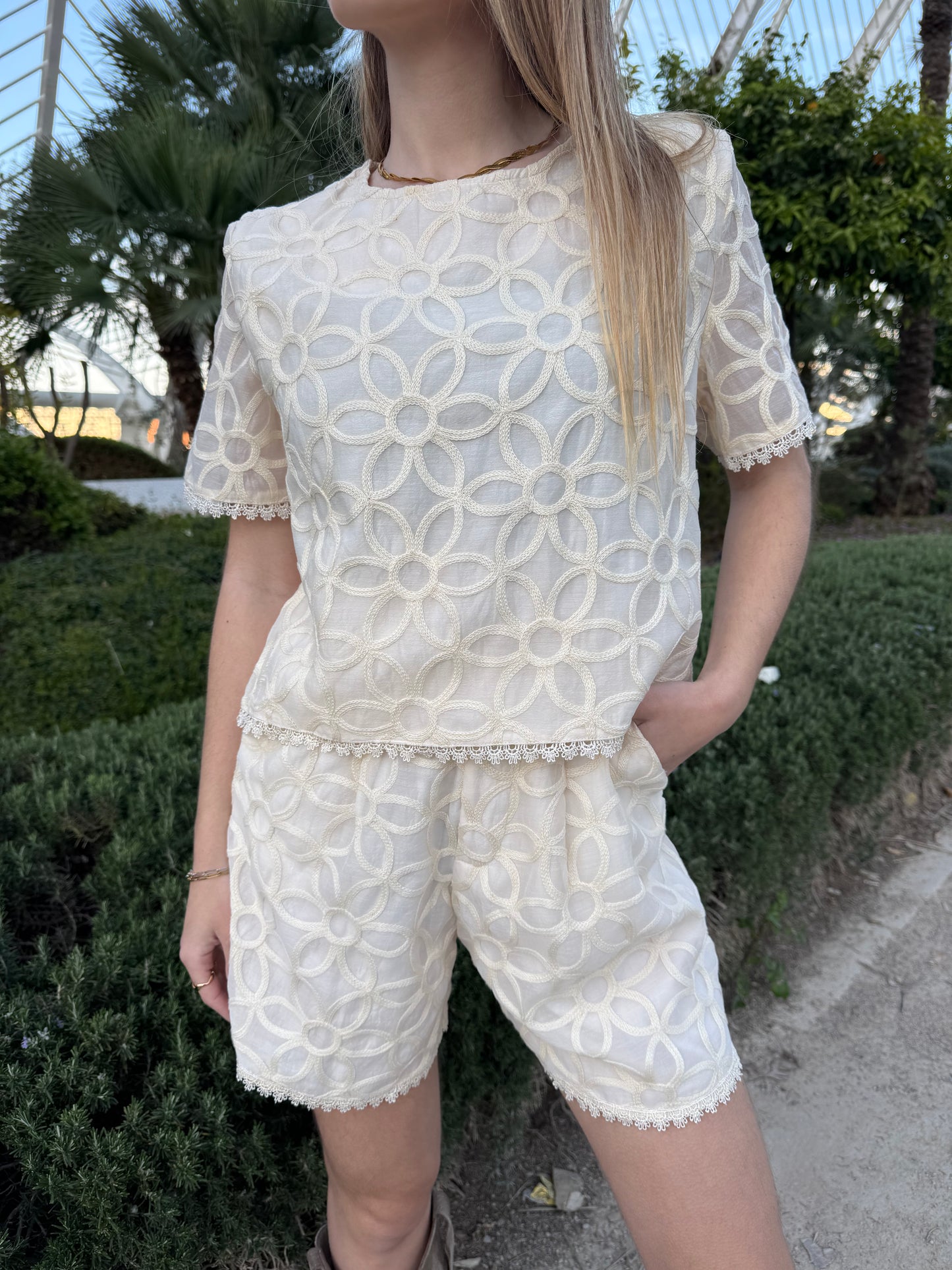 Short Ana María