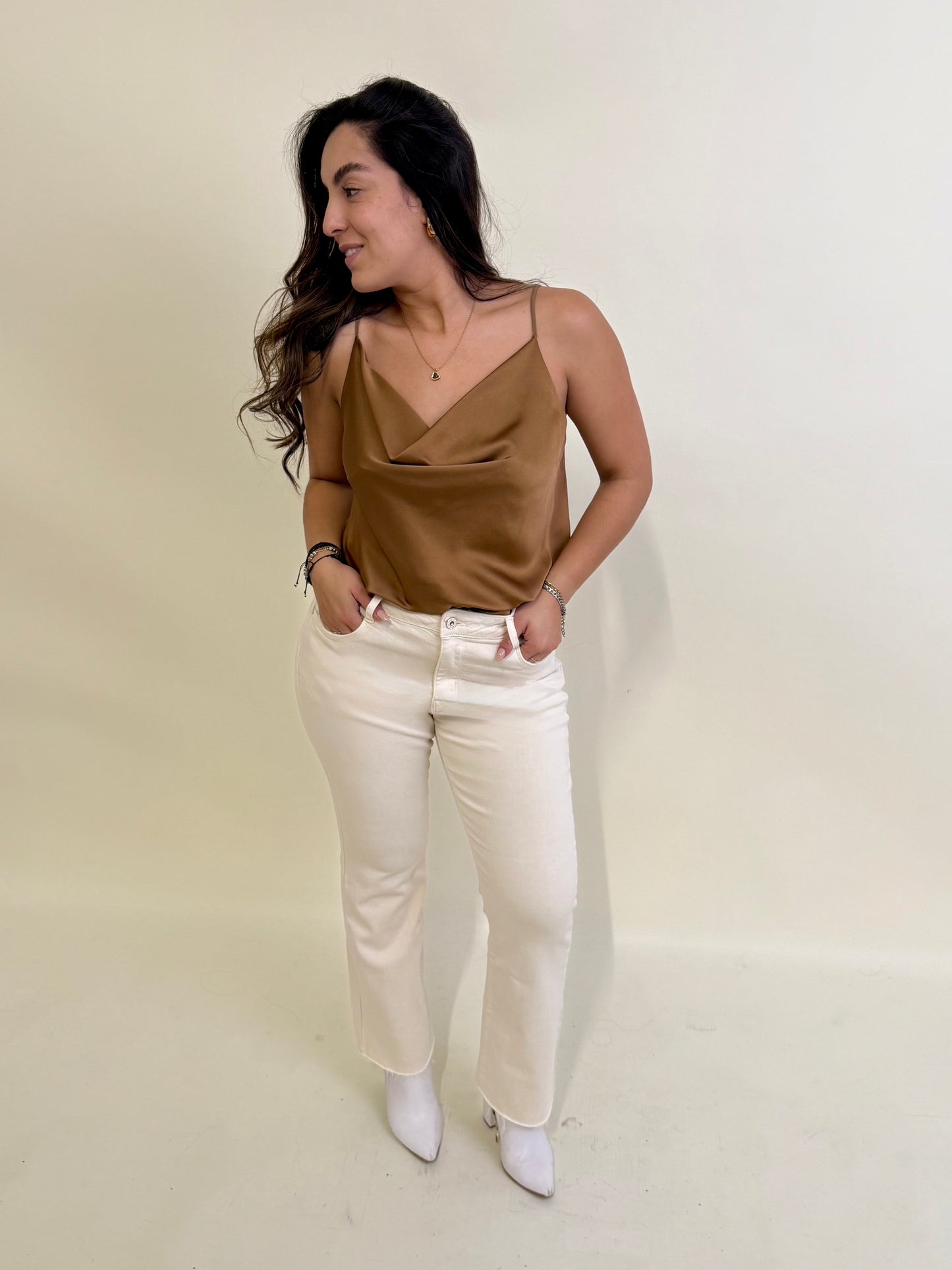 Blusa Lola Satén Cafe Talla Grande