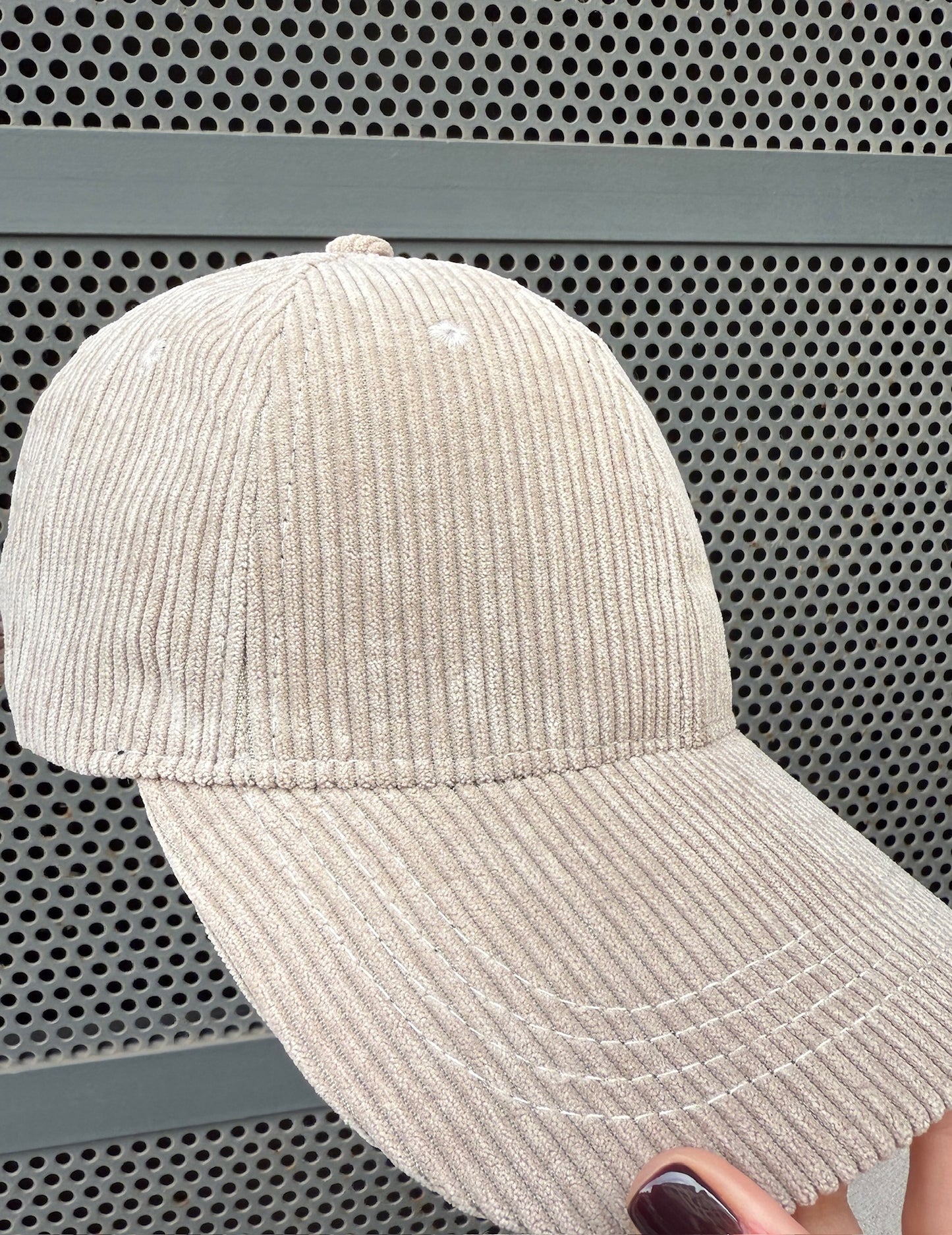 Corduroy Sof Beige Cap