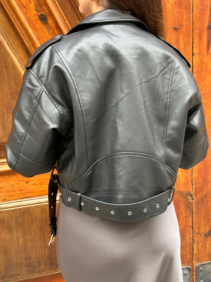 Biker Crop Efecto Piel Ruth Negro