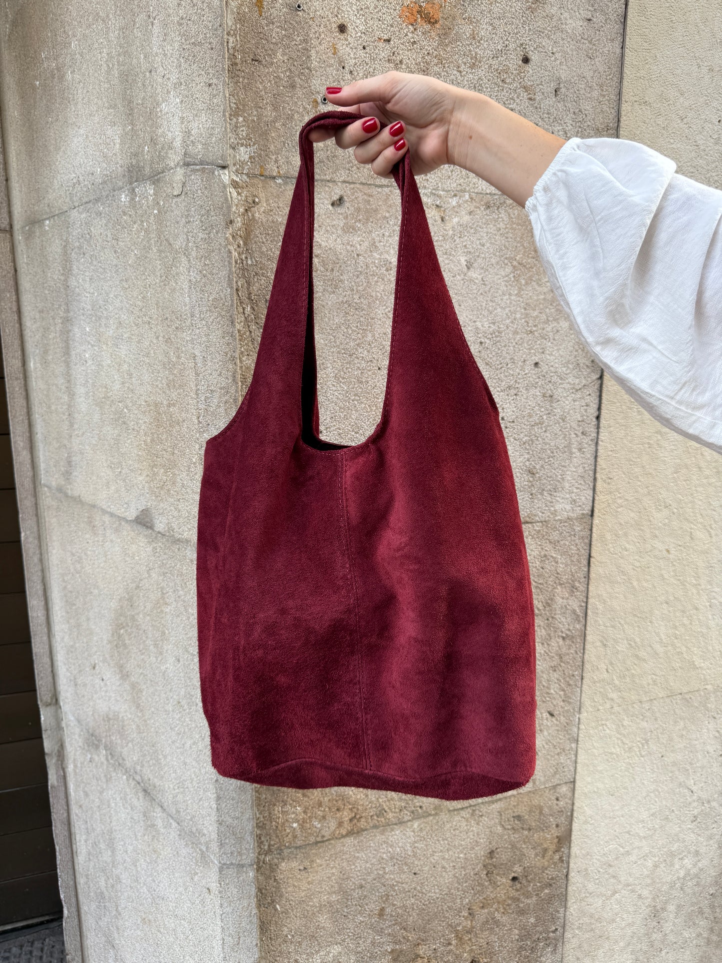 Suede Brisa Garnet Bag