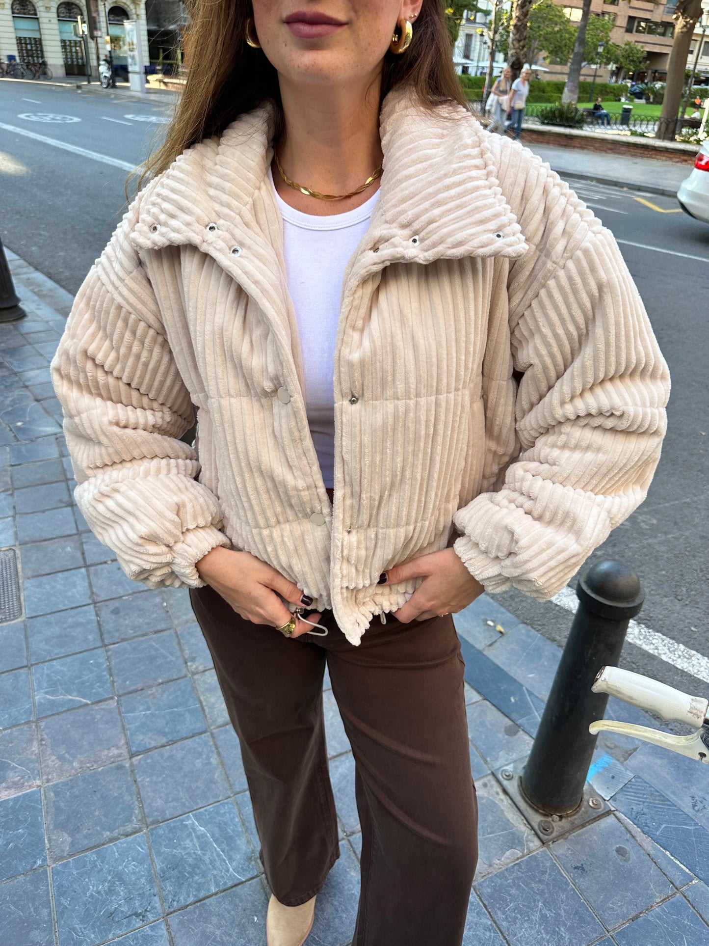 Chaqueta Bomber Iris Beige