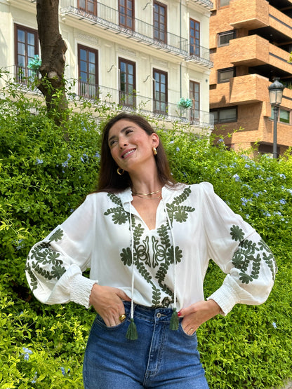 Blusa Bordada Mar Verde