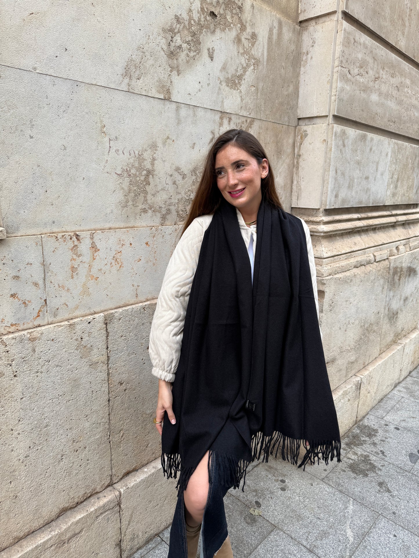 Mari Carmen Black Scarf