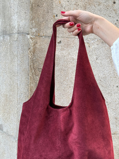 Suede Brisa Garnet Bag