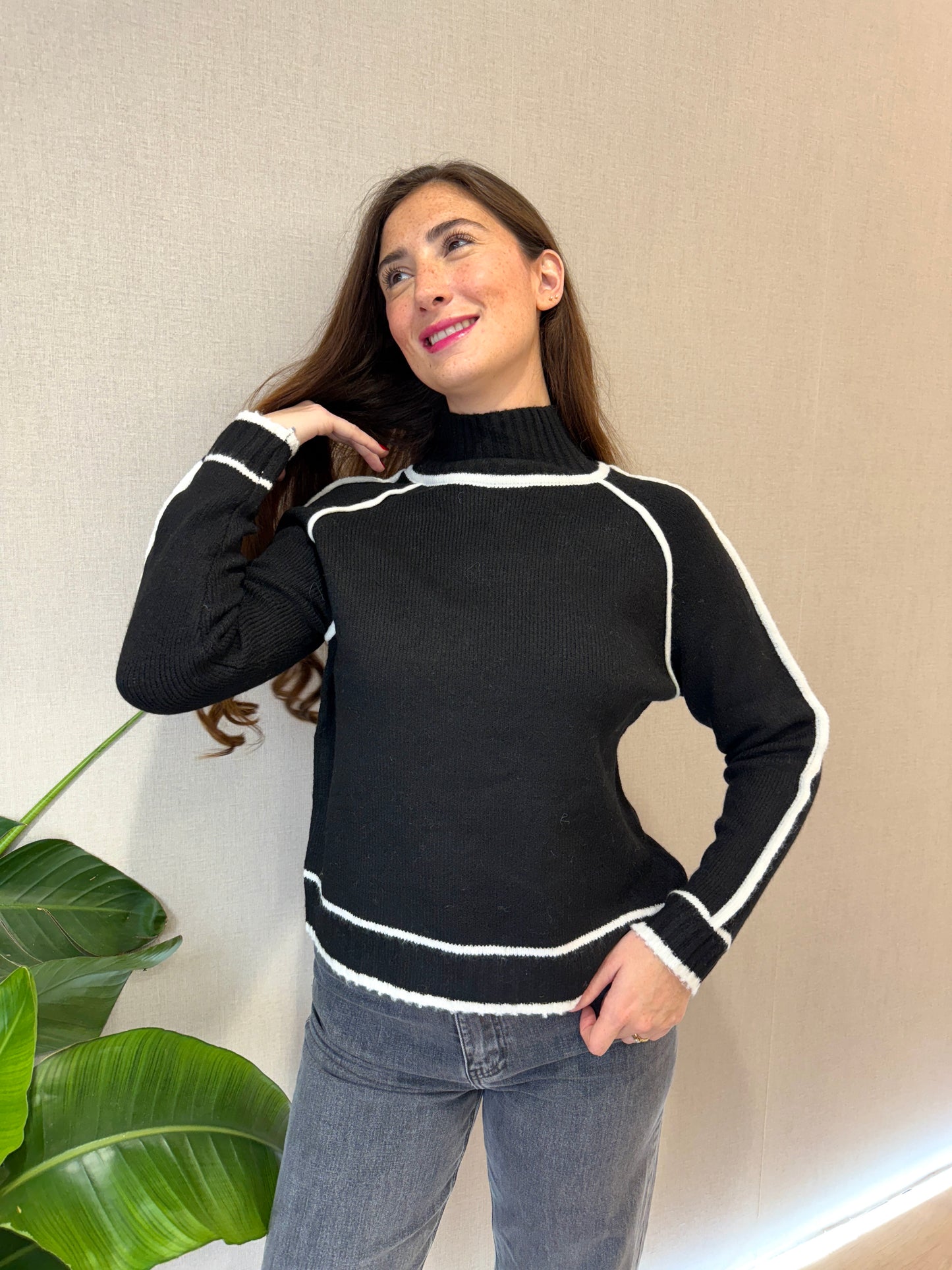 Luisa Black Sweater